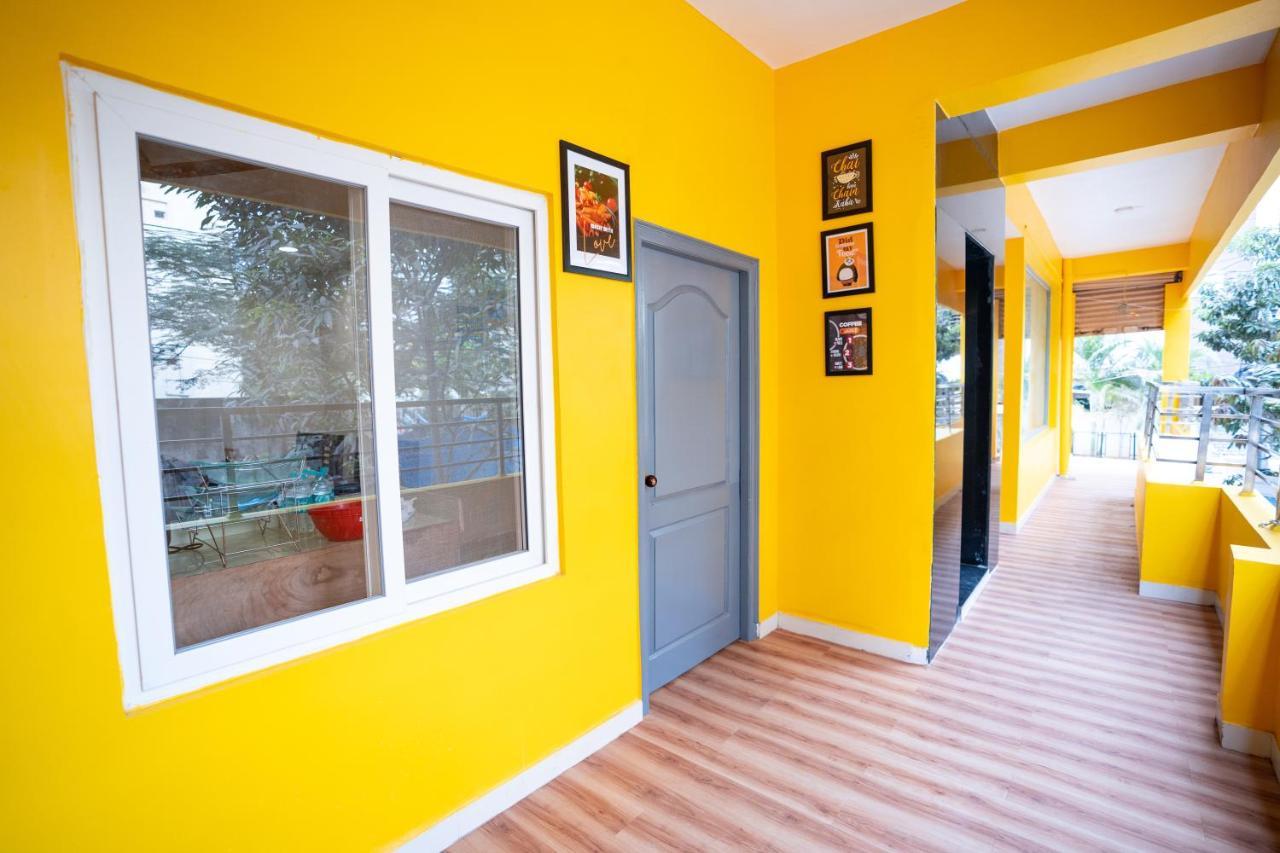 Yellow Bells Signature Hitec City Hyderabad Esterno foto